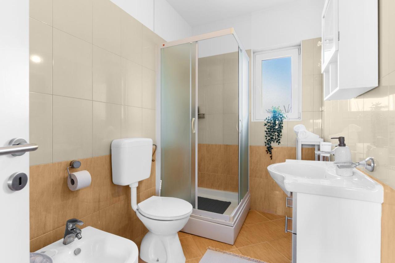 App 982 Apartment Rosini Exterior foto
