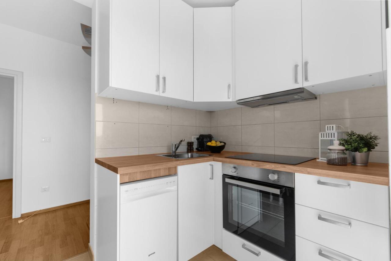 App 982 Apartment Rosini Exterior foto